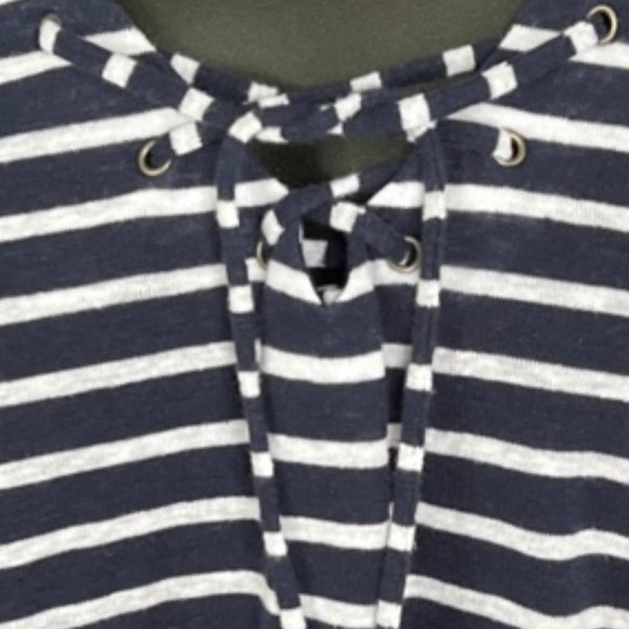 🌸4/$20🌸 Old Navy Relaxed Striped Linen Sailor T-shirt - Picture 3 of 9